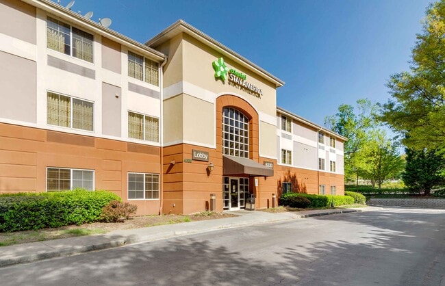 Building Photo - 6330 Peachtree Dunwoody Rd