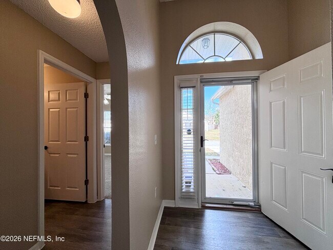 Building Photo - 7332 Gum Tree Rd