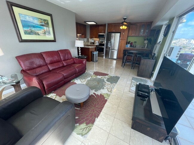 Building Photo - Fully furnished with amazing panoramic views.