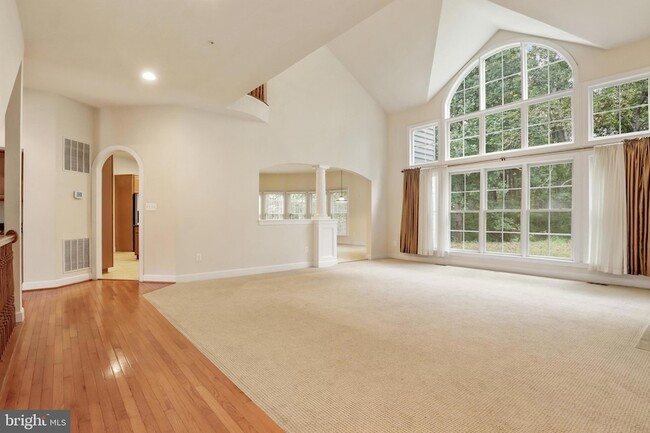 Building Photo - 13309 Big Cedar Ln