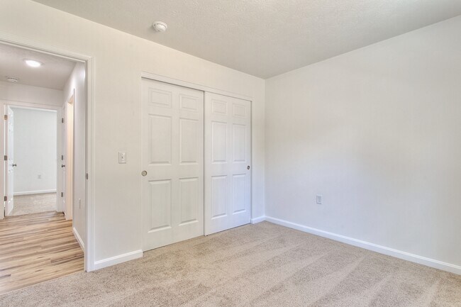 Building Photo - 1059 Waynoka Dr