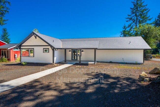 Building Photo - 7009 Stanich Ave