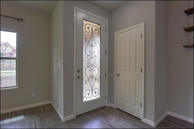 Building Photo - 6664 Red Canyon Sage Ln