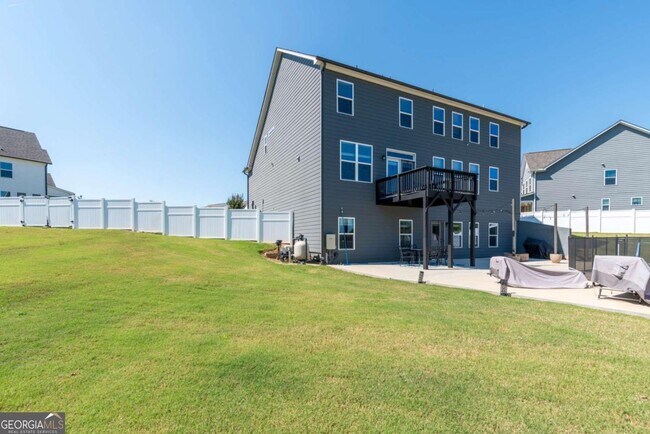Building Photo - 330 Rexmere Rd