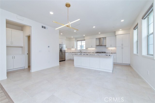 Building Photo - 173 Cadence
