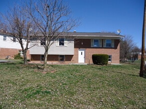 Building Photo - 105 Scenic Cir