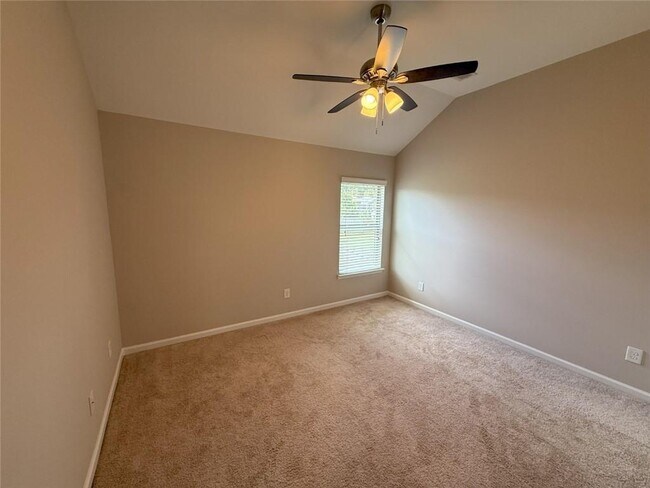 Building Photo - 5715 Bucknell Trace