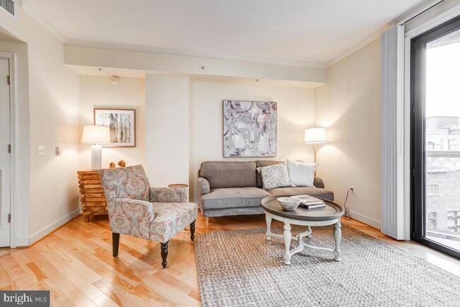 Building Photo - 631 D St NW