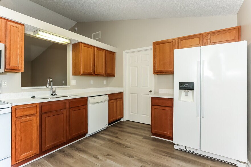 Building Photo - 3754 August Crossing Ct