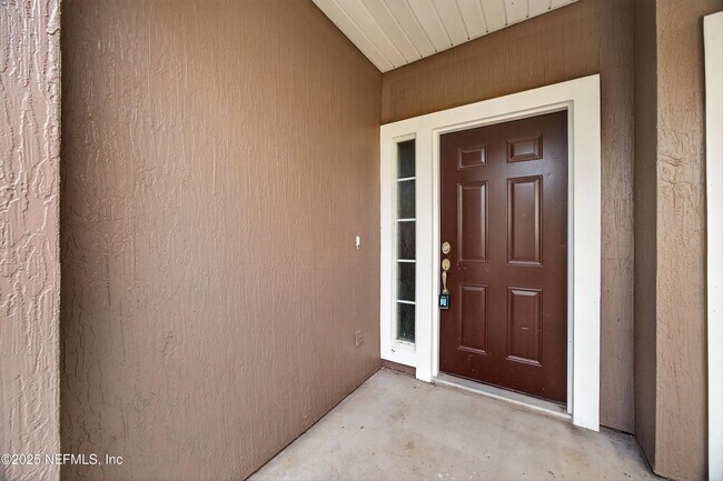 Building Photo - 655 Scrub Jay Dr