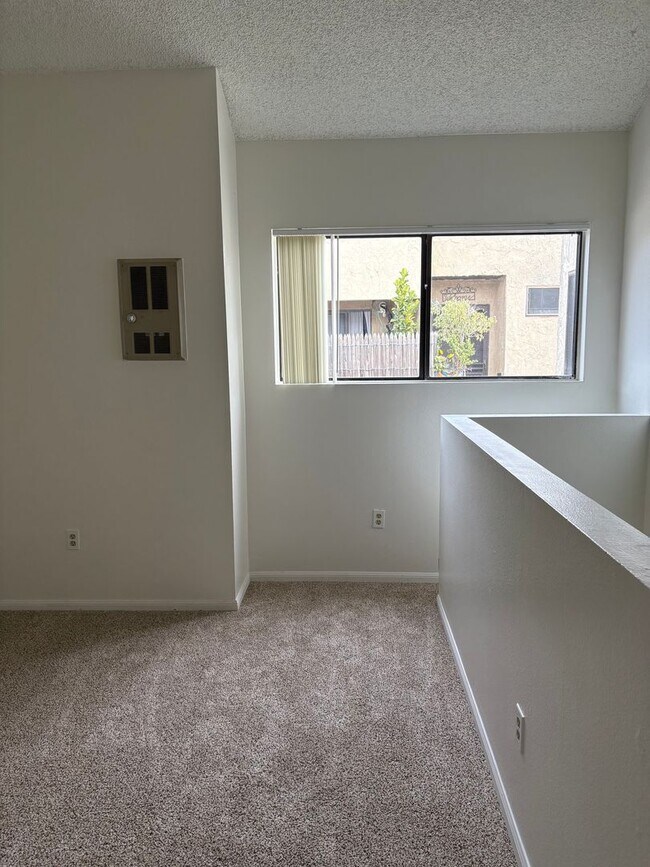 Building Photo - hbr4882