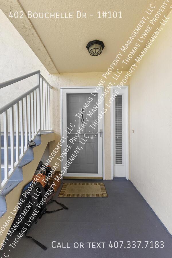 Building Photo - 402 Bouchelle Dr