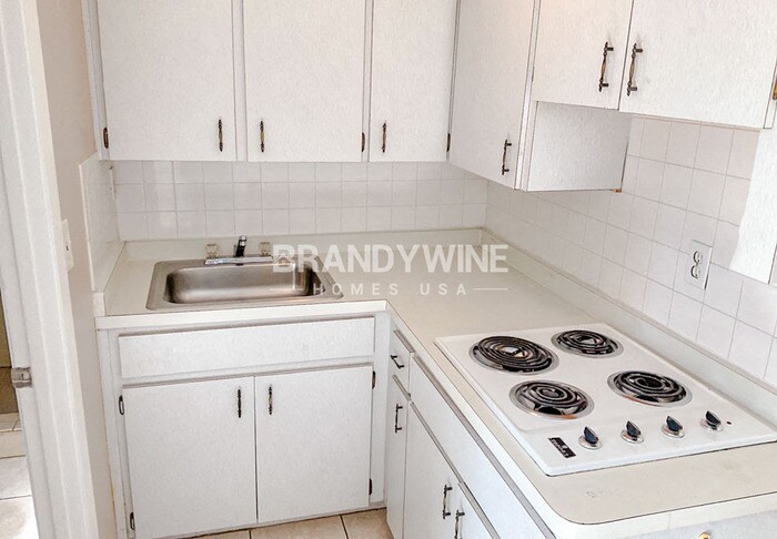 Building Photo - 6219 11th Ave