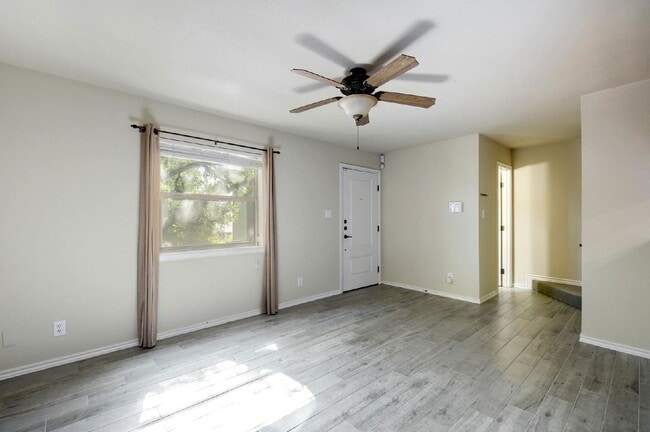 Building Photo - 6700 Cooper Ln