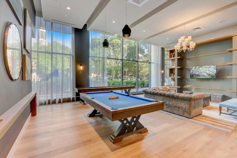 Building Photo - 2317 N Lincoln Ave