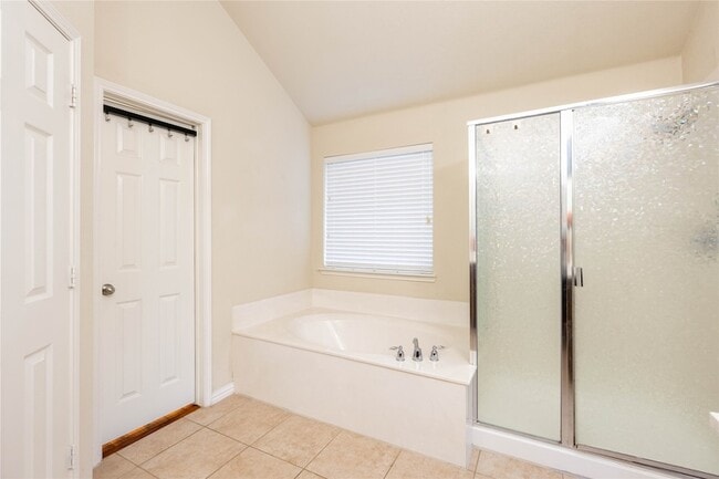 Building Photo - 15722 Wrangler Dr