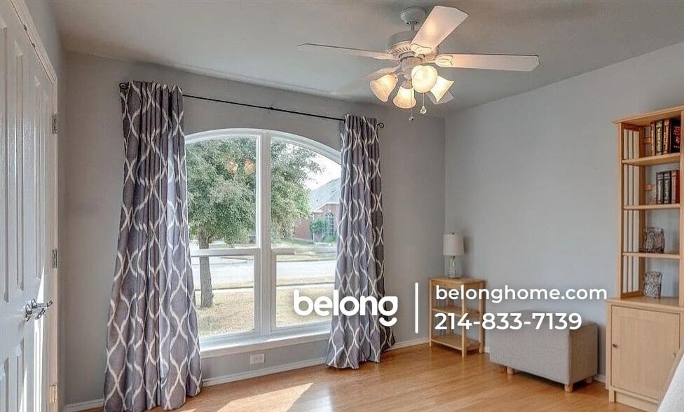 Building Photo - 15833 Coyote Hill Dr