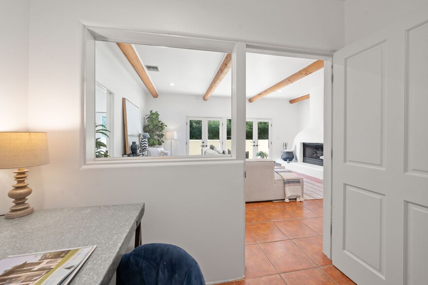 Office - 25648 Timpangos Dr