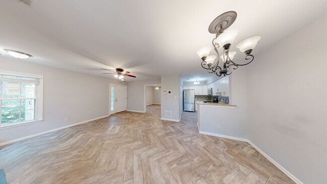Building Photo - 11100 Beaver Trail Ct