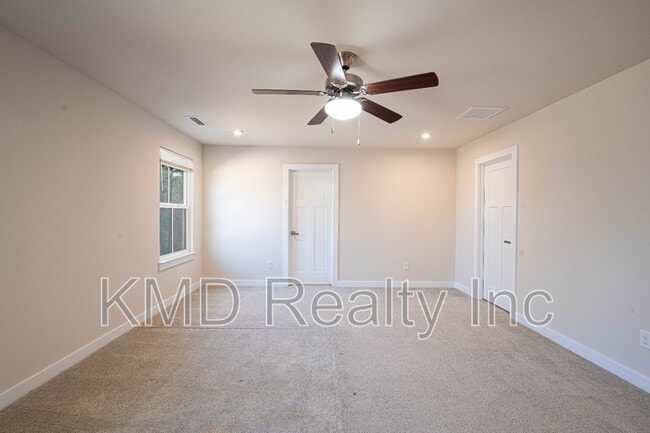 Building Photo - 10036 Paper Birch Dr