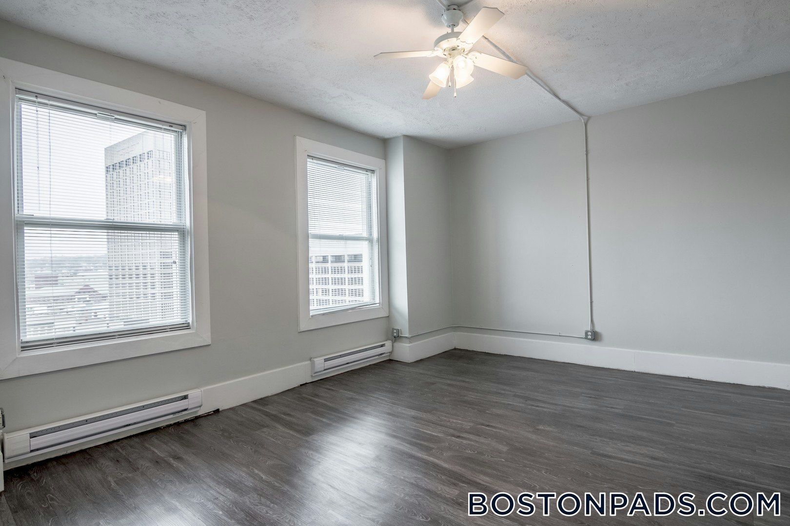 Building Photo - 50 Franklin St