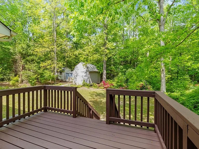 Building Photo - 1954 Celia Crescent