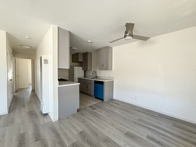 Building Photo - 5839 Bagley Ave