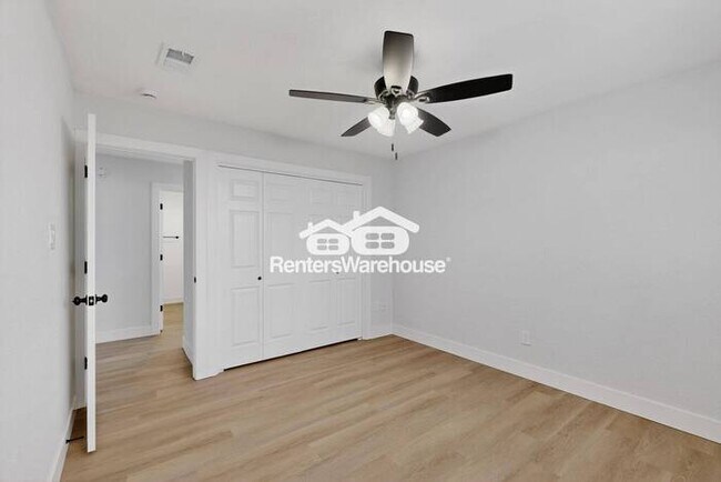 Building Photo - MOVE IN READY  Completely Refreshed Euless...