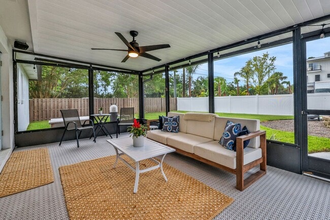Building Photo - Rental available in Isle of Palms