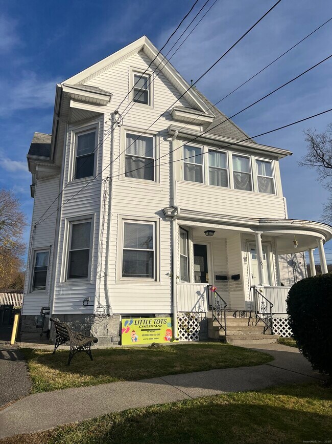 Building Photo - 181 High St