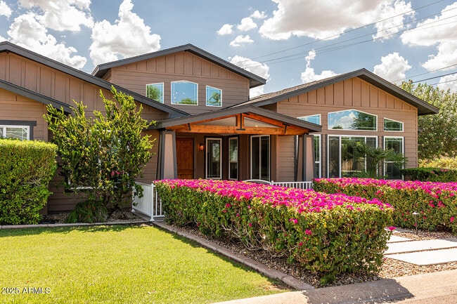 Building Photo - 3801 E Glenrosa Ave