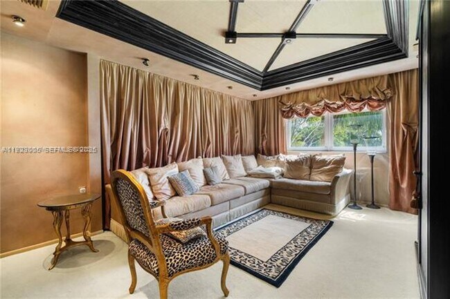 Building Photo - 11111 Biscayne Blvd