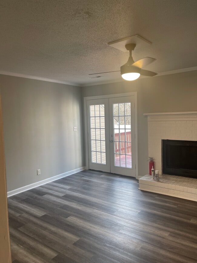 Building Photo - 1139 Glendale Dr