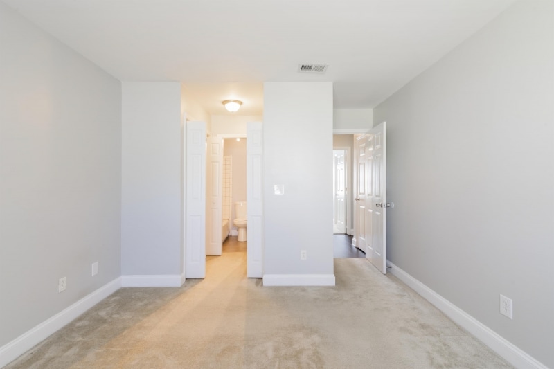 Building Photo - 7812 Renaissance Ct