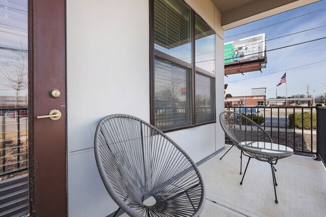 Building Photo - 8506 Westfield Blvd