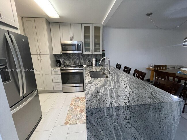 Building Photo - 5103 NW 35th St