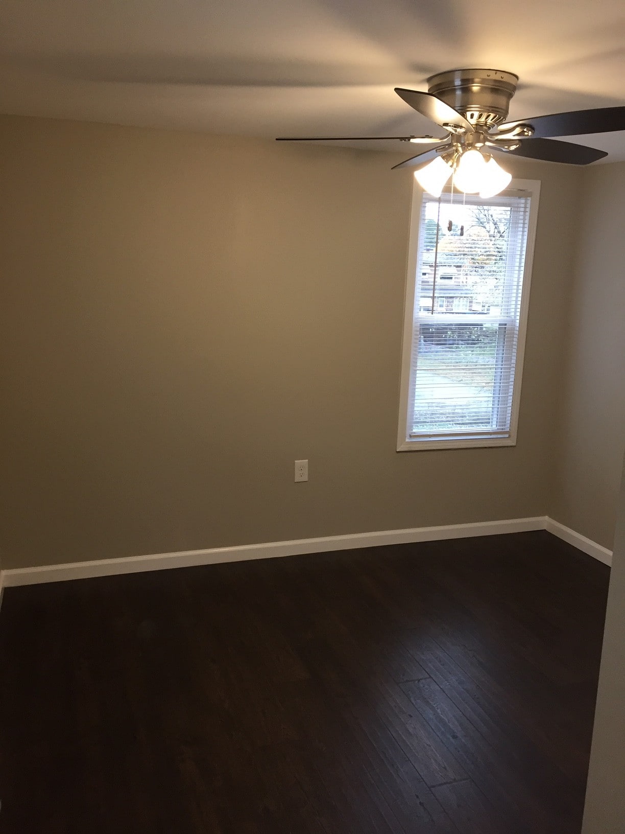 bedrooms - 306 Lindsay Ave