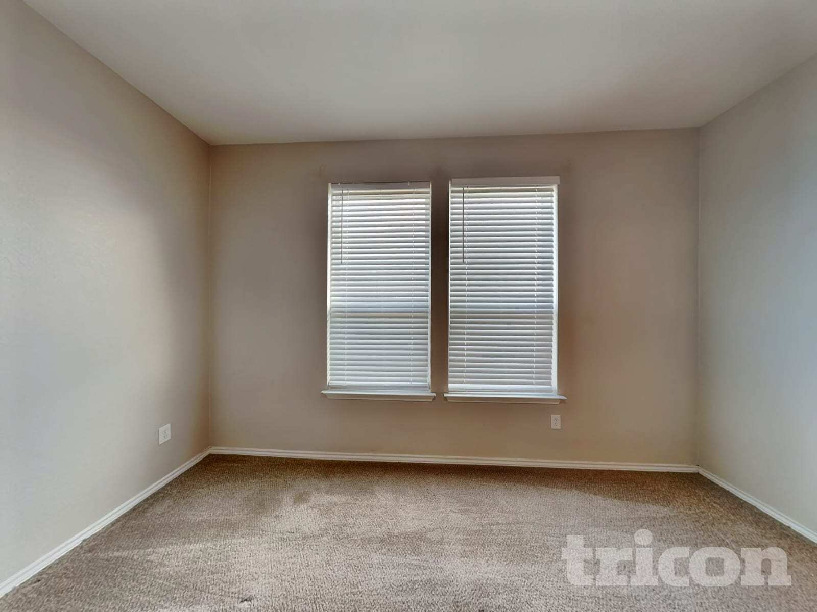 Building Photo - 6615 Port Elizabeth