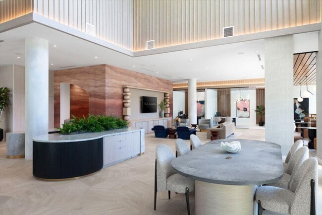 Building Photo - 110 Constitution Dr