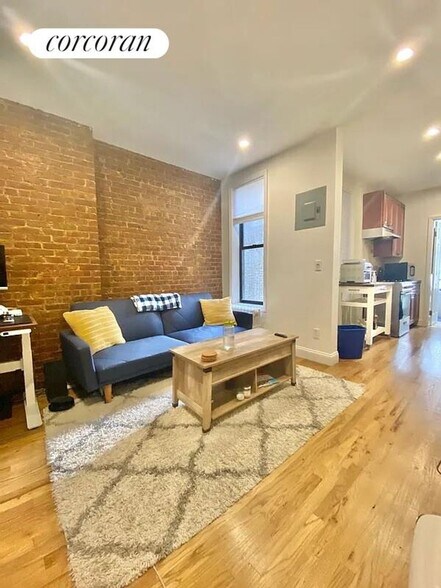 Primary Photo - 509 E 81st St