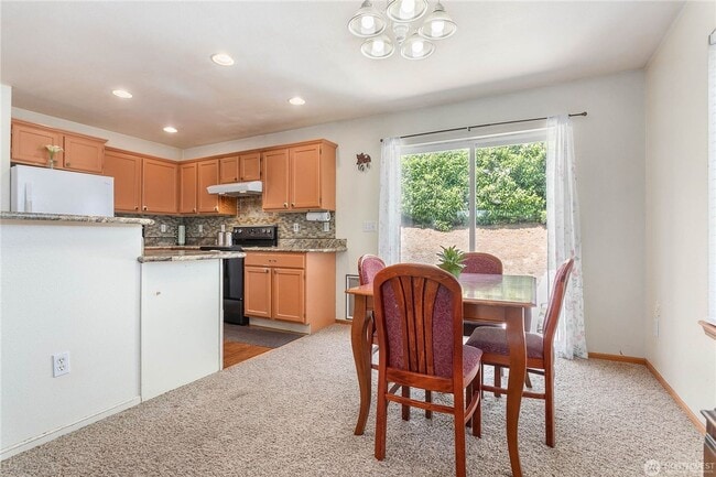 Building Photo - Beautiful Three Bedroom House in Lynden For Rent