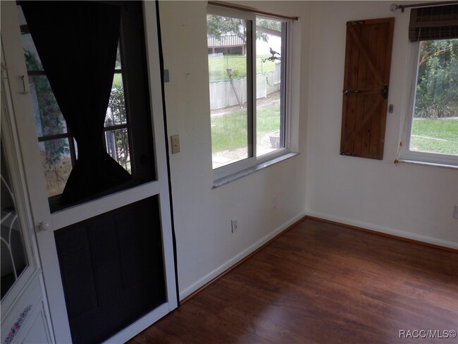 Building Photo - 3790 N Honeylocust Dr