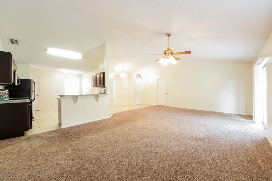 Building Photo - 2556 Coachbridge Ct