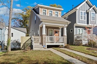 Building Photo - 901 Linwood Ave