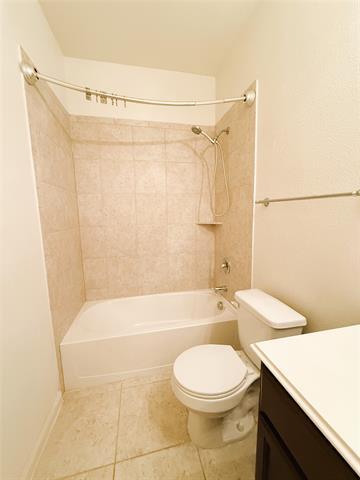 Building Photo - 120 Rushmore Ln