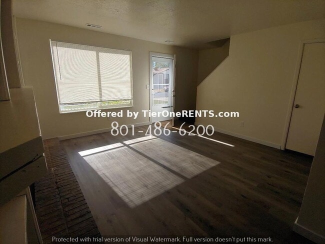 Building Photo - NO DEPOSIT option available for qualified renters!