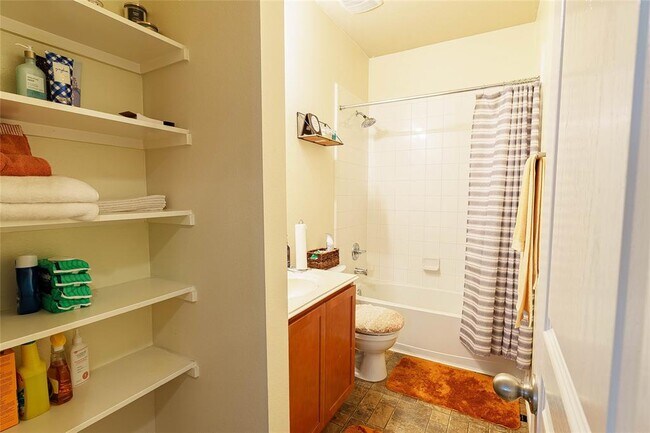 Building Photo - 7617 Topaz Way