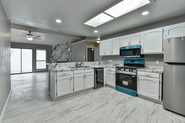 Building Photo - Stunning 4-Bedroom Home in Temple, TX