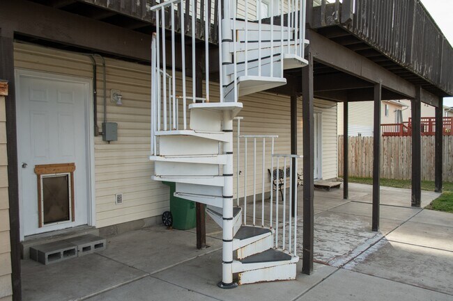 Building Photo - 427 S 1200 W