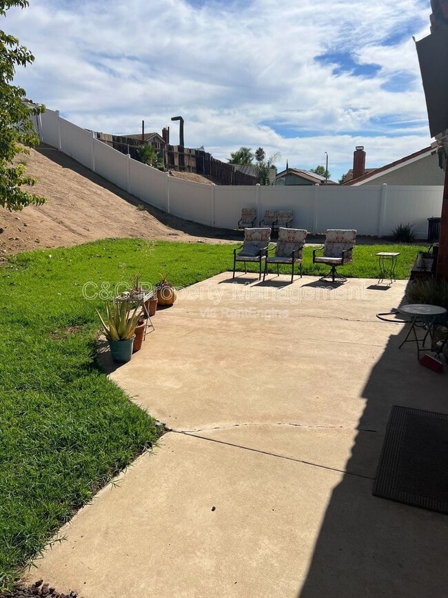 Building Photo - 11206 Fernview Pl